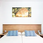 Otel Globales Acuario Puerto de la Cruz (Tenerife)